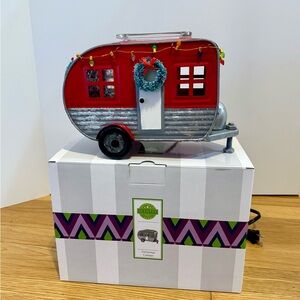 Scentsy Festive Red and Silver Camper Warmer